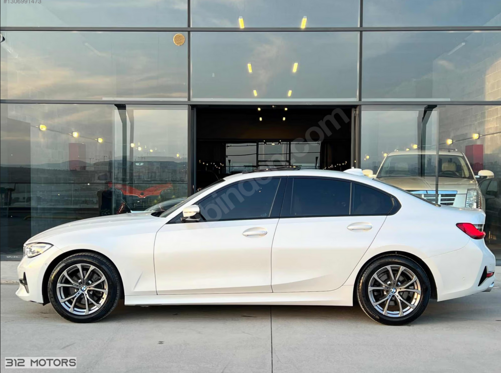 BMW 3 Serisi 320i First Edition Sport Line