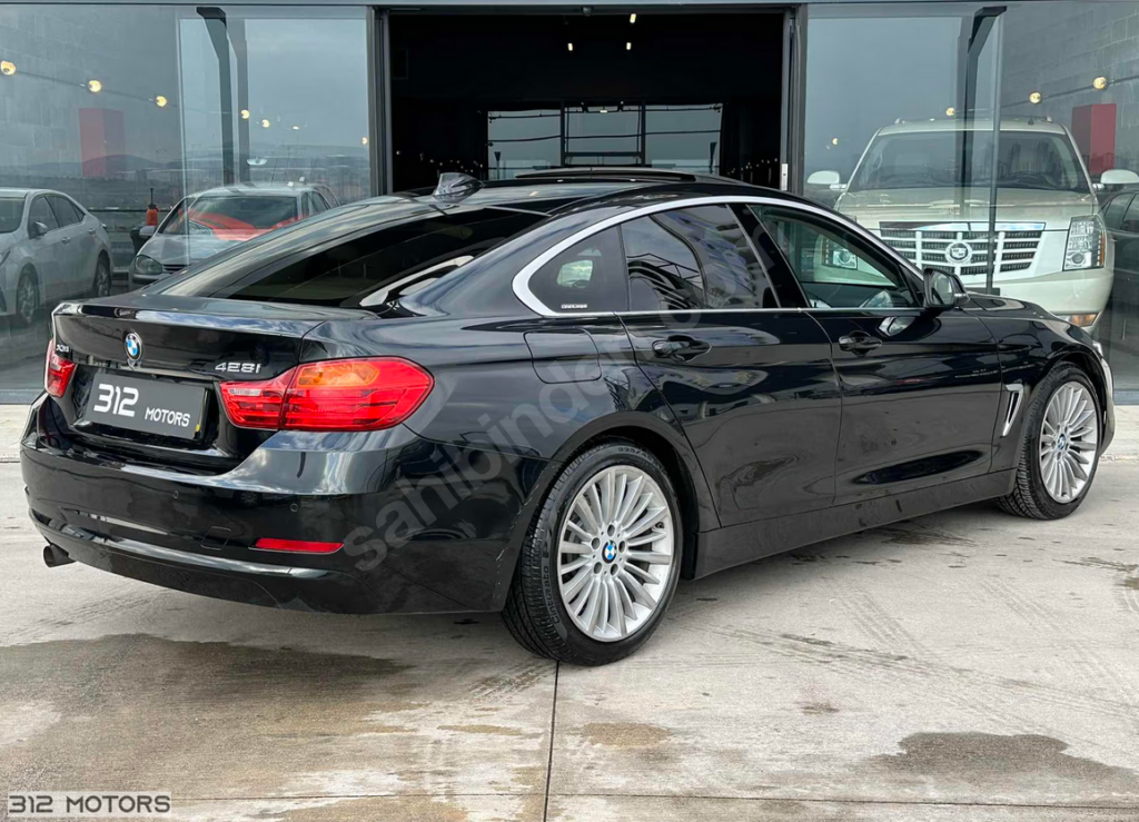 BMW 418i HATASIZ BOYASIZ TRAMERSİZ 145.000 KM ORJ. NBT E. BAGAJ