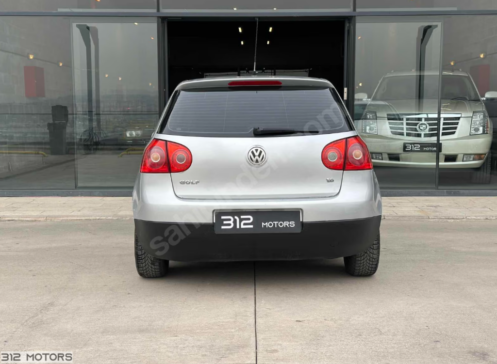 Volkswagen Golf 1.6 Primeline