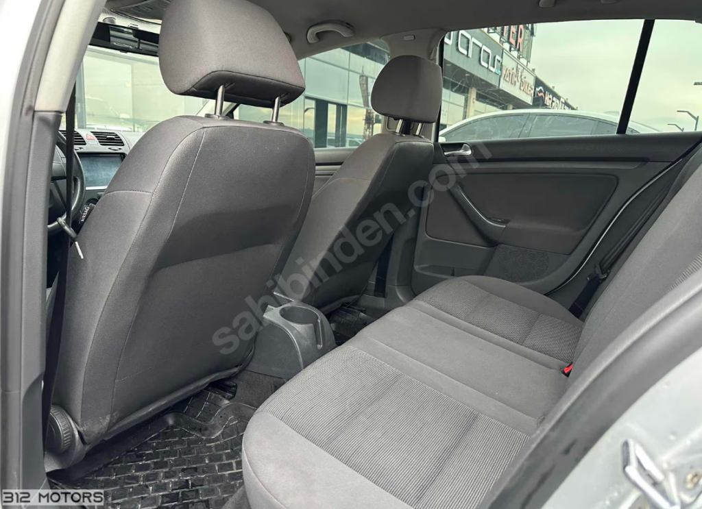 Volkswagen Golf 1.6 Primeline