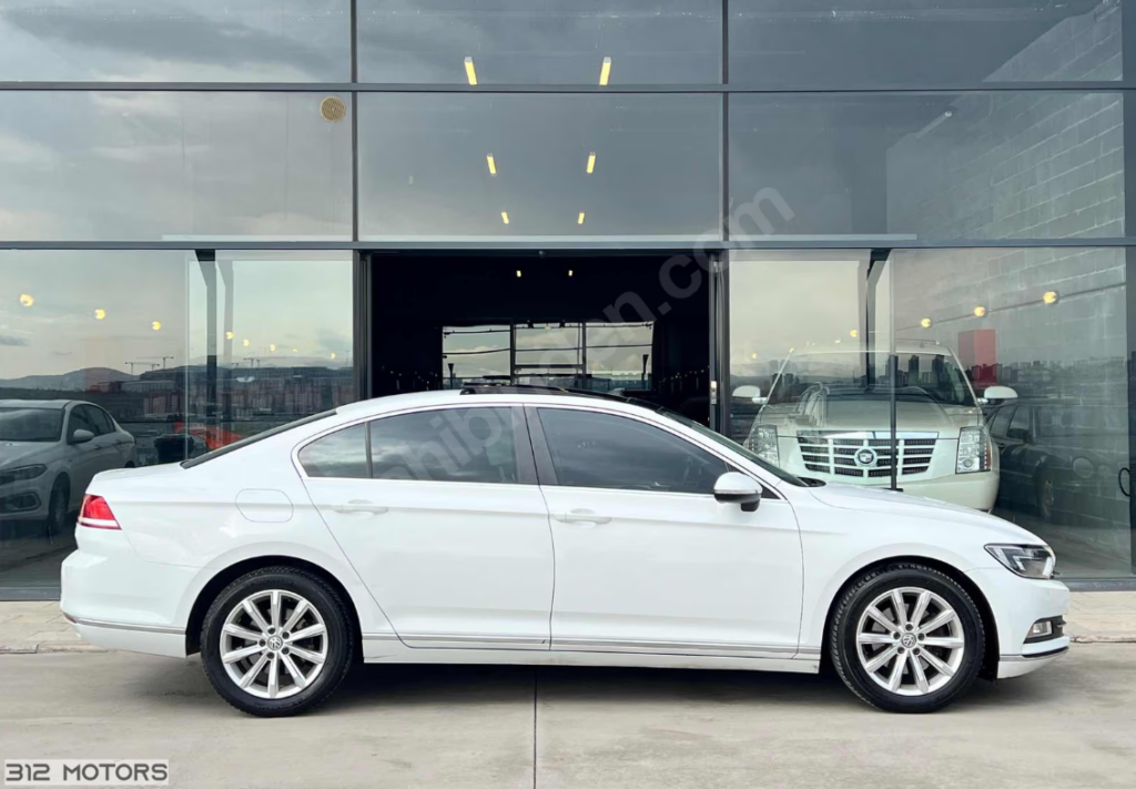 Volkswagen Passat 1.6 TDI BlueMotion Comfortline